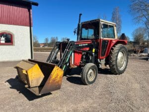 Traktor med lastare MASSEY-FERGUSON 575-2
