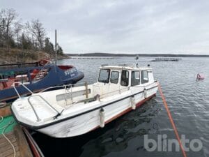 Arbetsbåt + pråm Hulken