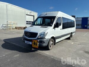 Skolbuss MERCEDES-BENZ/AUTOSAN