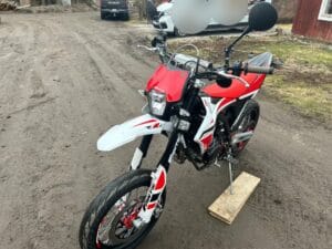 Motorcykel Motard Fantic Racing 125-4T