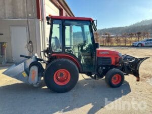 Traktor KUBOTA B3030