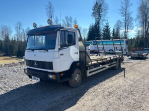 Lastbil Maskintransport MERCEDES BENZ 814/49