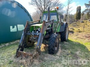 Traktor 4WD med lastare DEUTZ DX 110 A