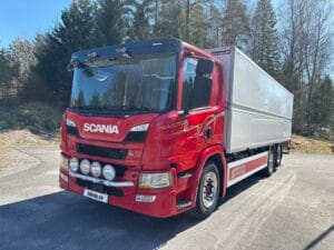 Distributionsbil SCANIA P360B6X2*4NB