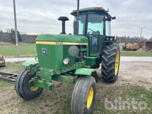Traktor John Deere 4230 PS