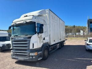 Skåpbil SCANIA R480LB 6X2 MNB