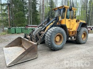 Lastmaskin Volvo 4400