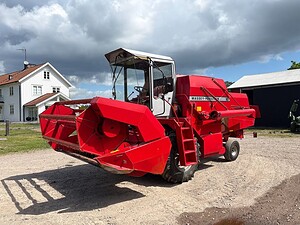 Tröska Massey-Ferguson MF 16