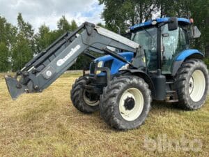 Traktor med Lastare NEW HOLLAND TS115A 4WD