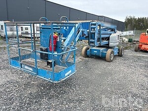 Bomlift - El Genie Z45/25J