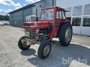 Traktor MASSEY-FERGUSON 165 S