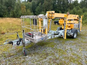 Vikbomslift Omme Lift 1830EXB