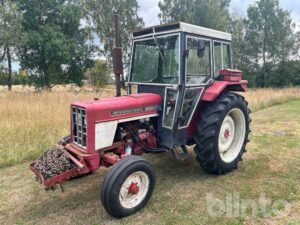 Traktor INTERNATIONAL 475 TA