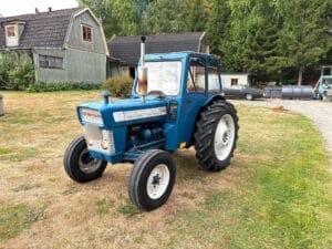 Traktor FORD 3000