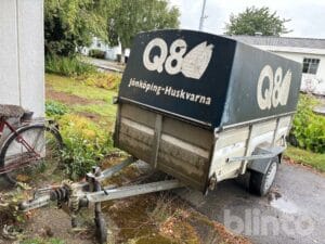 Släpkärra med kåpa SÄVJÖSLÄPET SSHL 1000