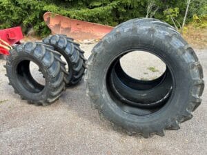 Traktordäck Vredestein 600/65R38 & 480/65R28